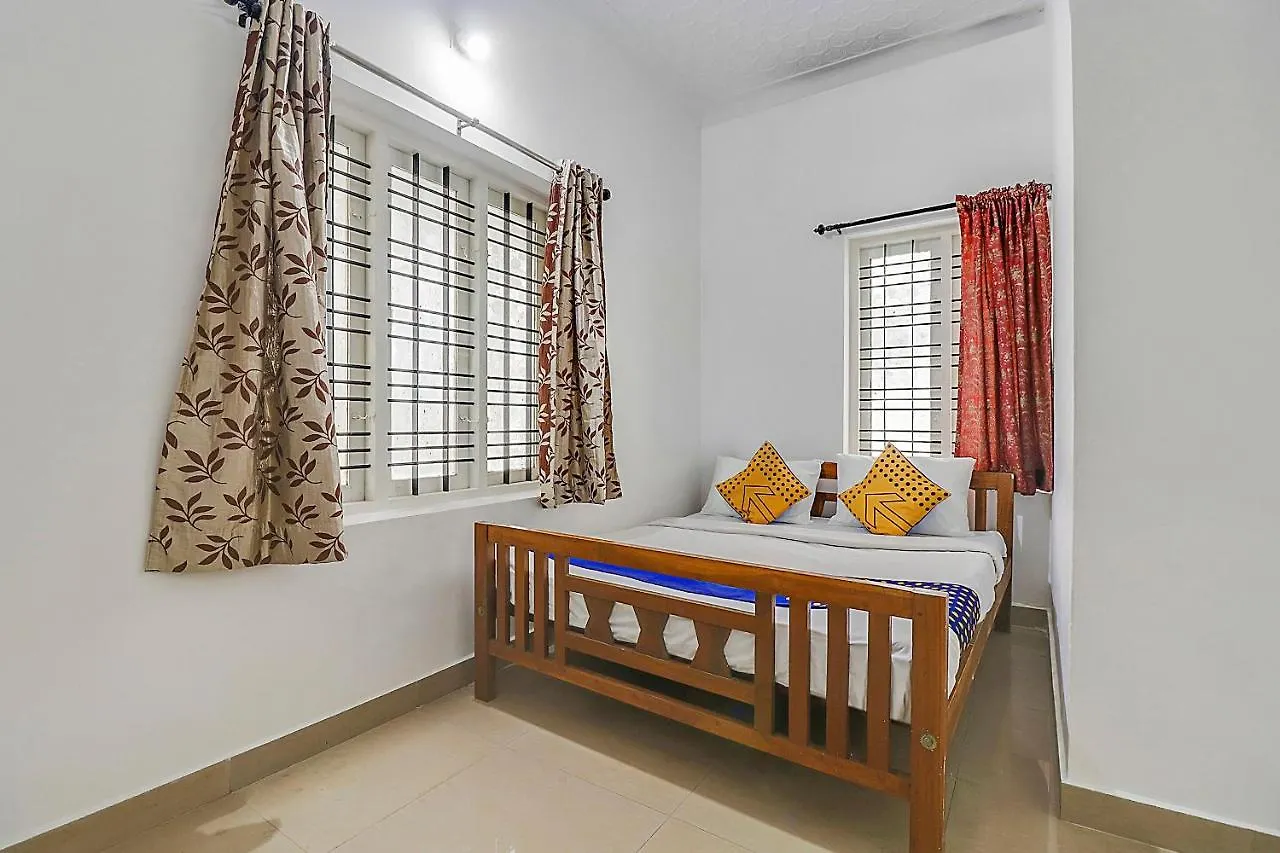 **  Spot On 83990 Hotel Trance Inn Kochi Indien